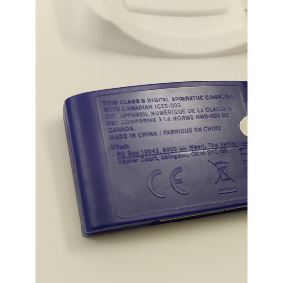 VTECH V.READER Interactive E-Reading System Game DORA and The 3 Little Pigs - Picture 14 of 16